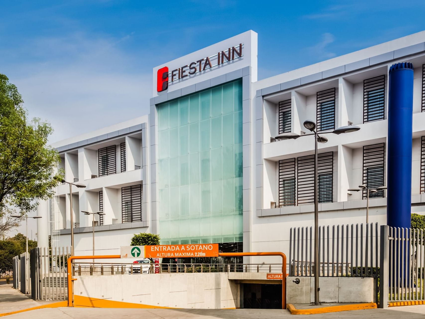 Fiesta Inn Plaza Central Aeropuerto